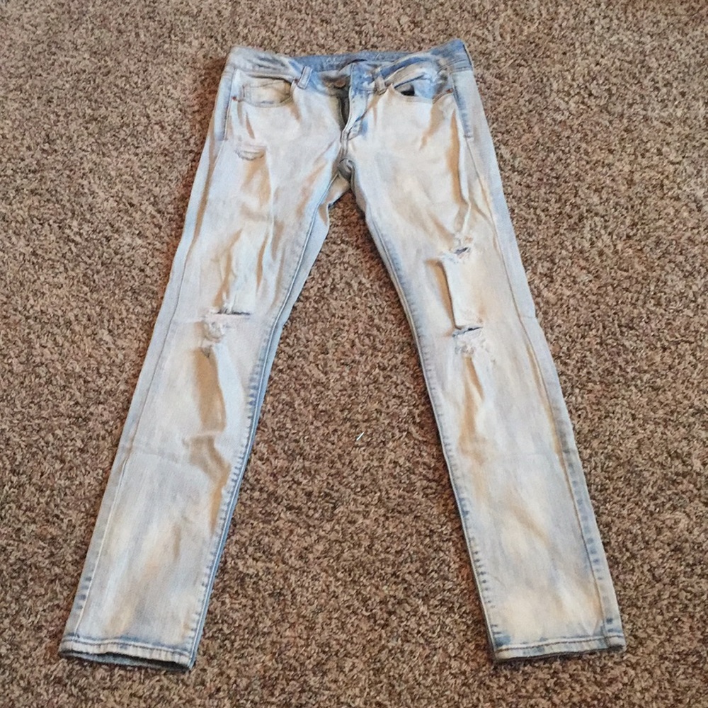 Light Wash Distressed Skinny Jeans